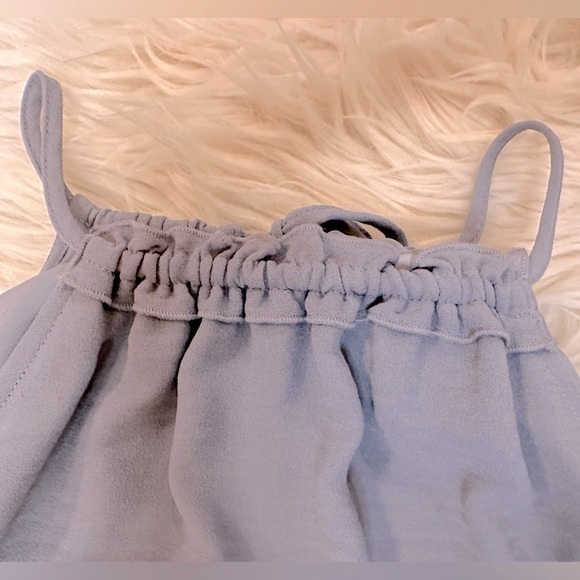 LOFT Grey Cinch Neck Halter Top with Lace Detail Size MP - Picture 3 of 6